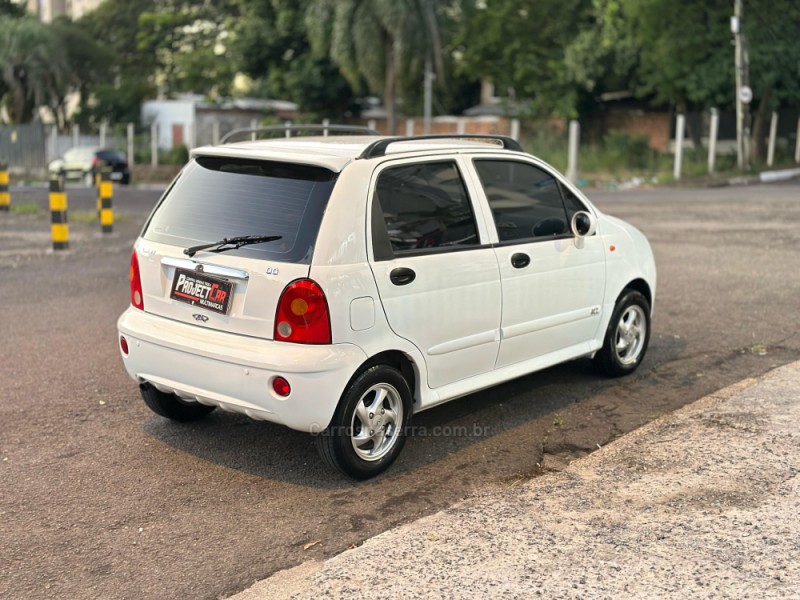 QQ 1.0 MPFI 12V GASOLINA 4P MANUAL - 2015 - NOVO HAMBURGO