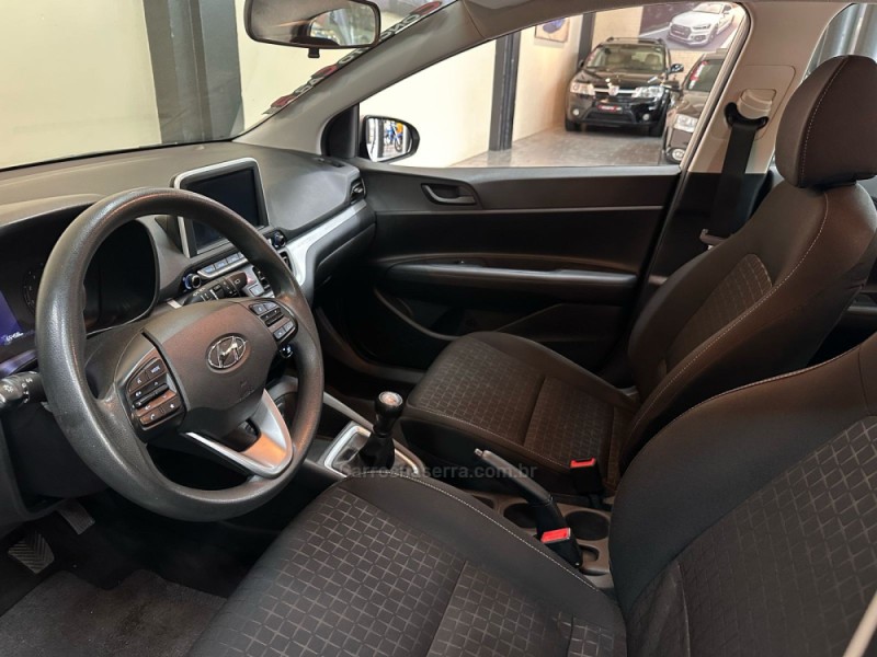 HB20 1.0 COMFORT 12V FLEX 4P MANUAL - 2023 - NOVO HAMBURGO