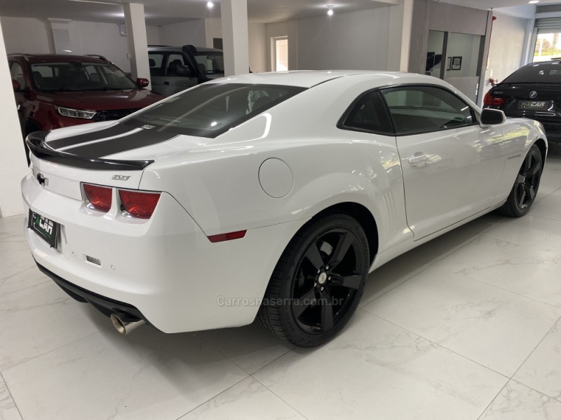 CAMARO 6.2 SS COUPÉ V8 GASOLINA 2P AUTOMÁTICO - 2011 - BENTO GONçALVES