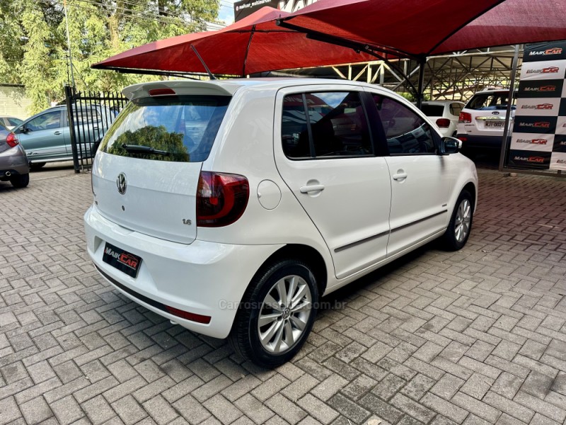 FOX 1.6 MI PRIME 8V FLEX 4P MANUAL - 2011 - ESTâNCIA VELHA