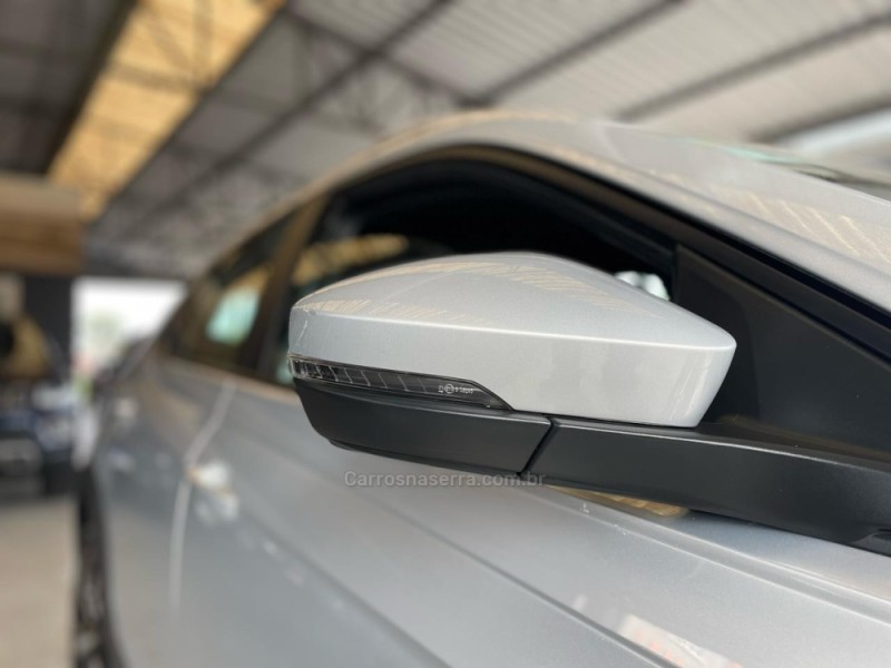 NIVUS 1.0 TSI HIGHLINE FLEX 4P AUTOMÁTICO - 2021 - SANTA CRUZ DO SUL