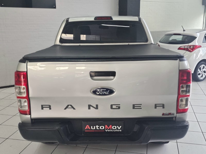 RANGER 2.2 XL 4X4 CD 16V DIESEL 4P MANUAL - 2014 - CAXIAS DO SUL