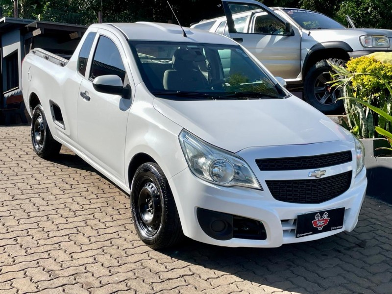 montana 1.4 mpfi ls cs 8v flex 2p manual 2015 teutonia