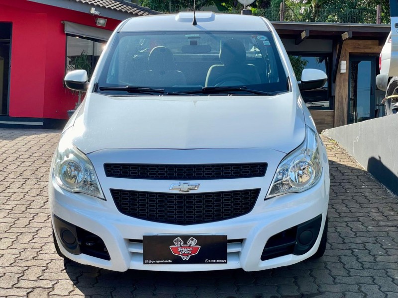 MONTANA 1.4 MPFI LS CS 8V FLEX 2P MANUAL - 2015 - TEUTôNIA