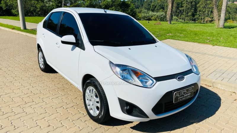 fiesta 1.6 mpi sedan 8v flex 4p manual 2013 dois irmaos
