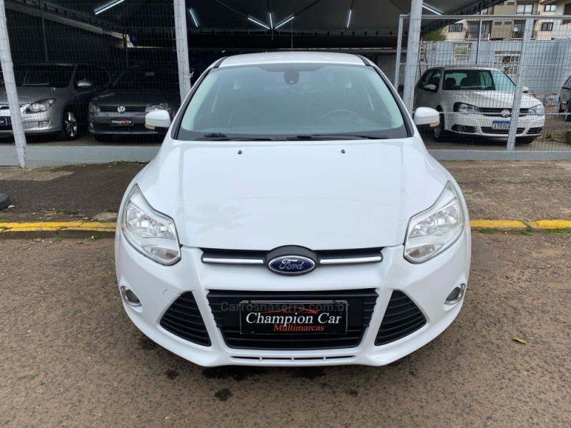 FOCUS 2.0 SE HATCH 16V FLEX 4P AUTO - 2014 - VACARIA