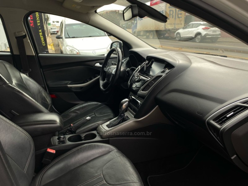 FOCUS 2.0 SE HATCH 16V FLEX 4P AUTO - 2014 - VACARIA
