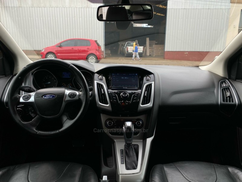 FOCUS 2.0 SE HATCH 16V FLEX 4P AUTO - 2014 - VACARIA