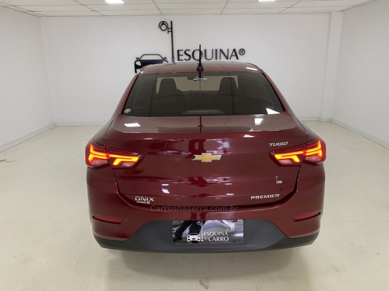 ONIX 1.0	PREMIER II PLUS 12V TURBO FLEX 4P AUTOMÁTICO - 2020 - PORTO ALEGRE