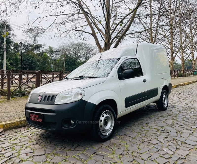fiorino 1.4 hard working furgao evo 8v flex 2p manual 2020 novo hamburgo