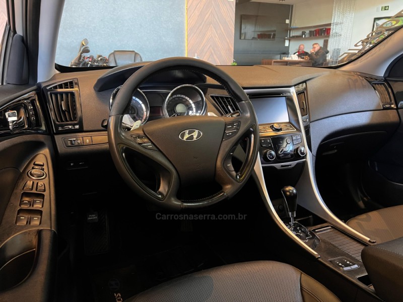 SONATA 2.4 MPFI I4 16V 182CV GASOLINA 4P AUTOMÁTICO - 2012 - CAMPO BOM