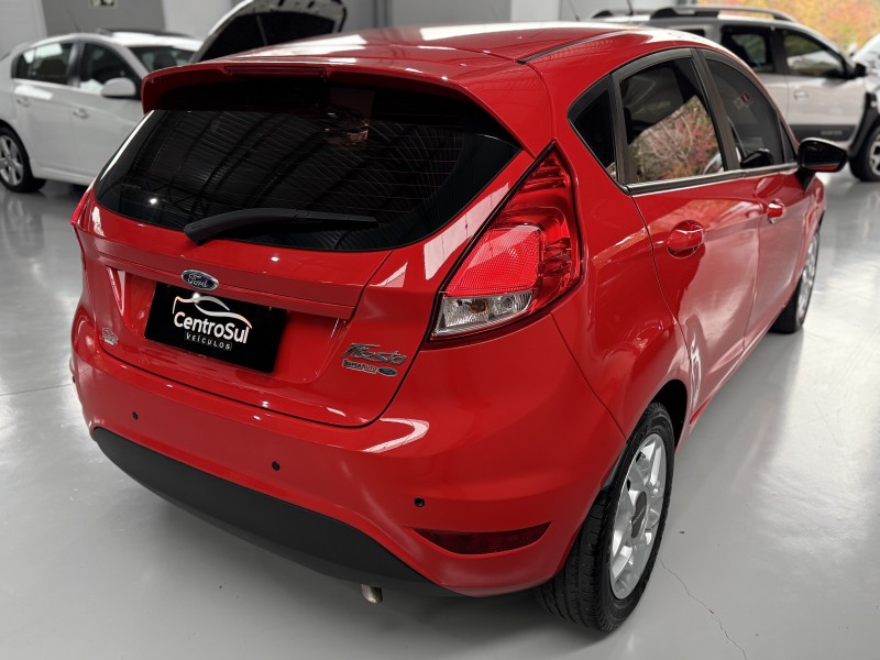 FIESTA 1.5 S HATCH 16V FLEX 4P MANUAL - 2015 - CARLOS BARBOSA