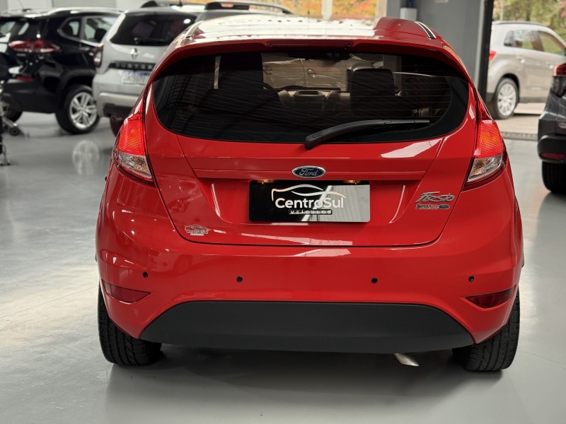 FIESTA 1.5 S HATCH 16V FLEX 4P MANUAL - 2015 - CARLOS BARBOSA