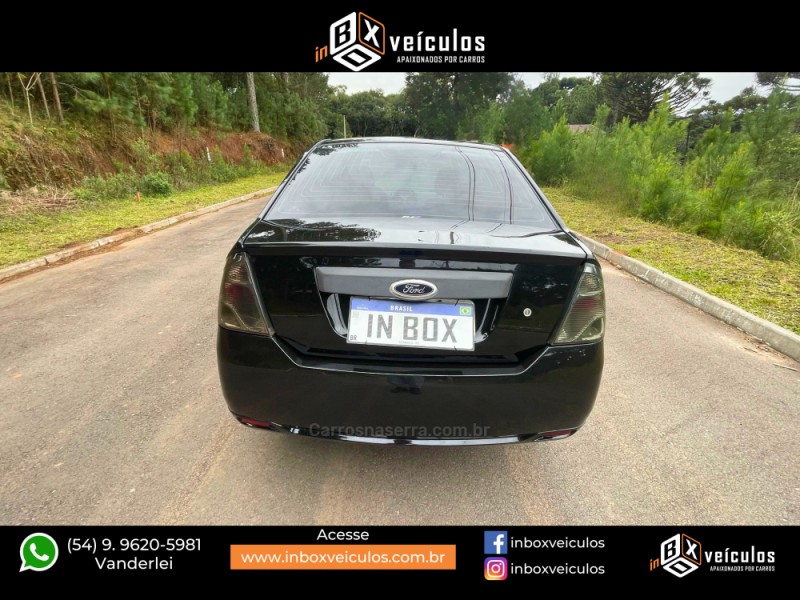 FIESTA 1.6 MPI SEDAN 8V FLEX 4P MANUAL - 2012 - GRAMADO