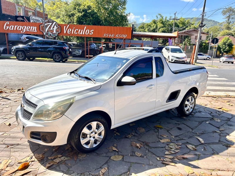 MONTANA 1.4 MPFI LS CS 8V FLEX 2P MANUAL