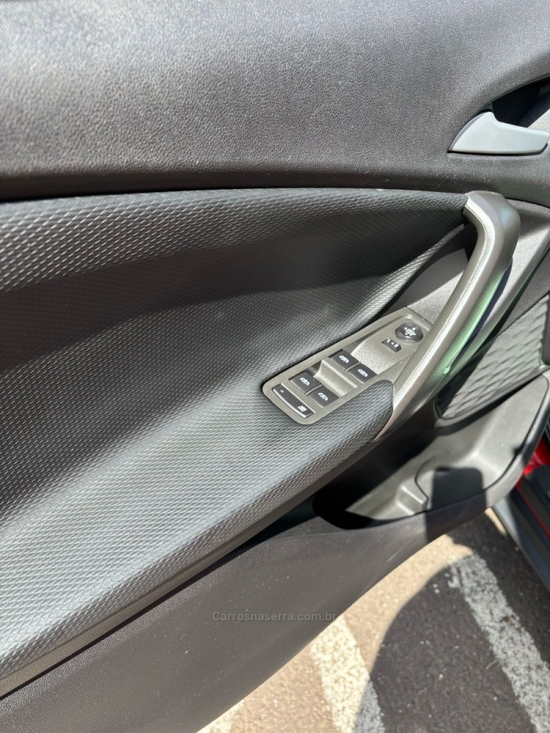 TRACKER 1.0 12V LT TURBO FLEX 4P AUTOMÁTICO - 2023 - CAPãO DA CANOA