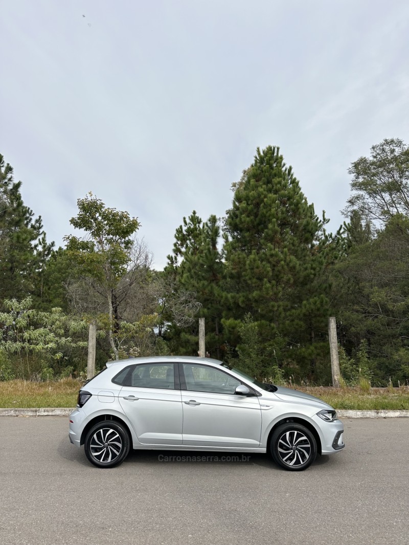 POLO 1.0	200 TSI HIGHLINE AUTOMÁTICO  - 2025 - BENTO GONçALVES