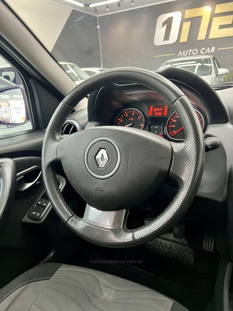 DUSTER 1.6 DYNAMIQUE 4X2 16V FLEX 4P MANUAL - 2015 - PASSO FUNDO