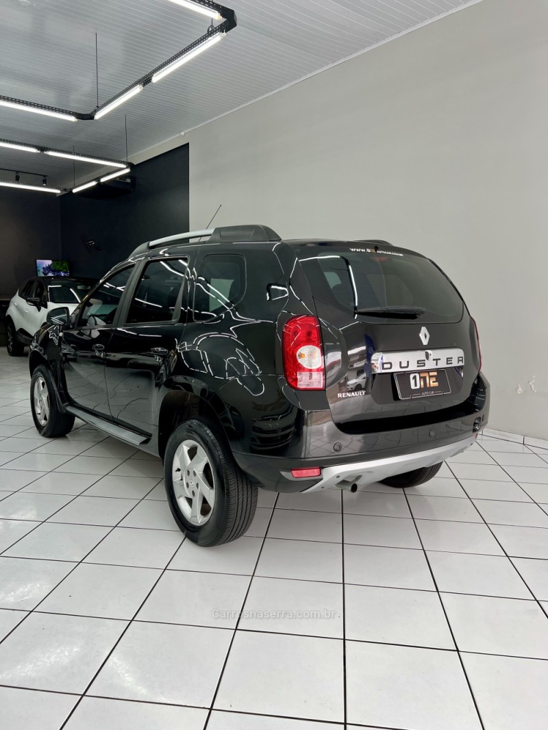 DUSTER 1.6 DYNAMIQUE 4X2 16V FLEX 4P MANUAL - 2015 - PASSO FUNDO