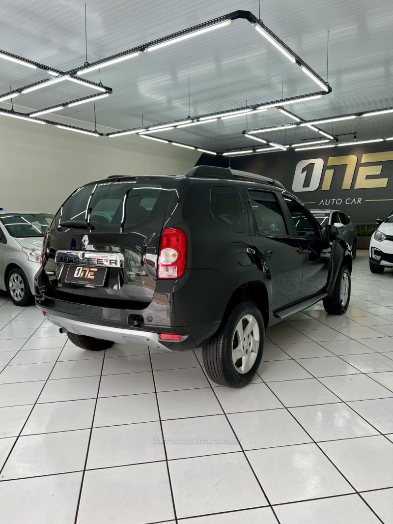 DUSTER 1.6 DYNAMIQUE 4X2 16V FLEX 4P MANUAL - 2015 - PASSO FUNDO