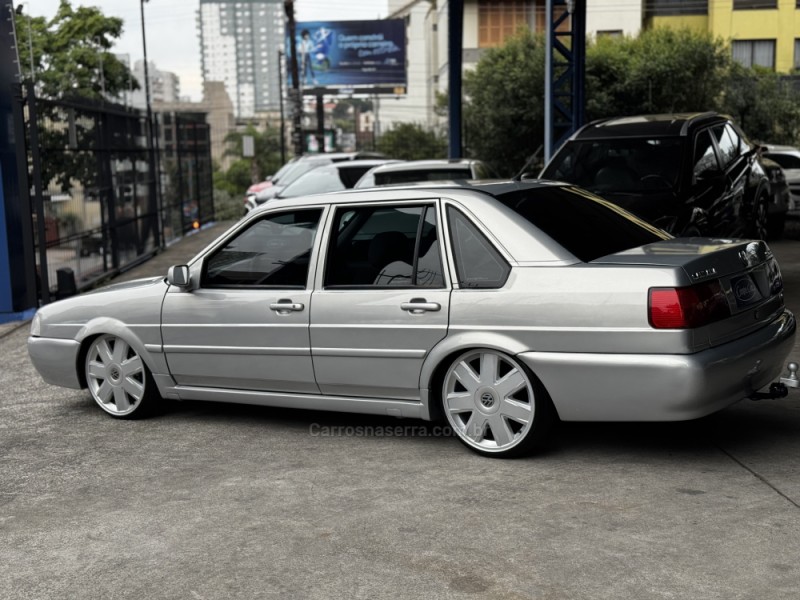 SANTANA 2.0 MI 8V GASOLINA 4P MANUAL - 2004 - CAXIAS DO SUL