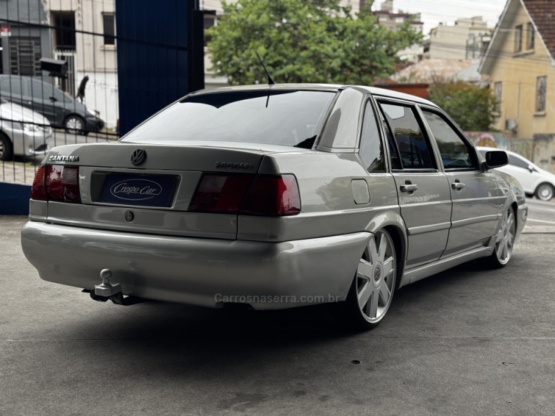 SANTANA 2.0 MI 8V GASOLINA 4P MANUAL - 2004 - CAXIAS DO SUL