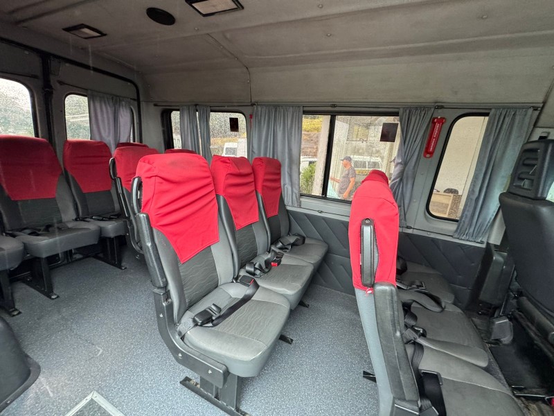 DUCATO 2.3 MINIBUS 16 LUGARES TETO ALTO 16V TURBO INTERCOOLER DIESEL MANUAL - 2016 - CAXIAS DO SUL