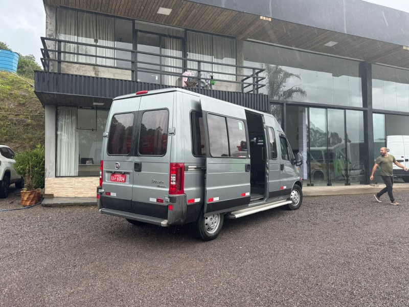 DUCATO 2.3 MINIBUS 16 LUGARES TETO ALTO 16V TURBO INTERCOOLER DIESEL MANUAL - 2016 - CAXIAS DO SUL
