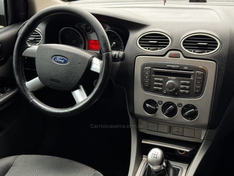 FOCUS 1.6 GLX 16V FLEX 4P MANUAL - 2013 - CAXIAS DO SUL