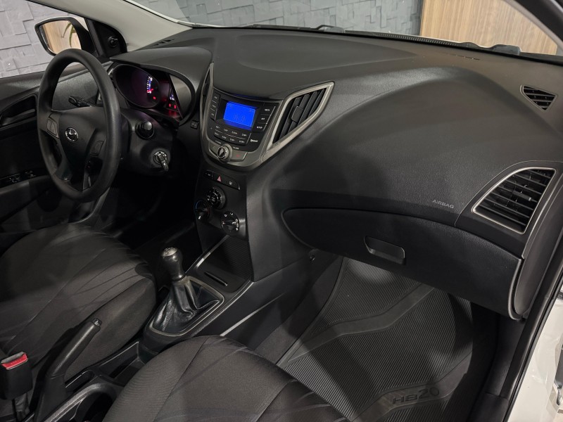 HB20 1.0 COMFORT 12V FLEX 4P MANUAL - 2014 - NOVO HAMBURGO