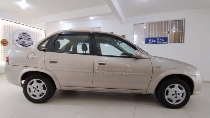 classic 1.0 mpfi ls 8v gasolina 4p manual 2013 vacaria