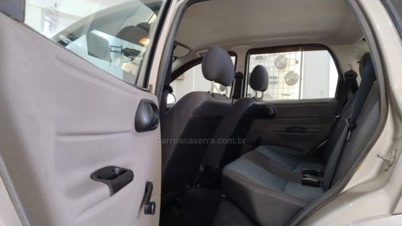 CLASSIC 1.0 MPFI LS 8V GASOLINA 4P MANUAL - 2013 - VACARIA