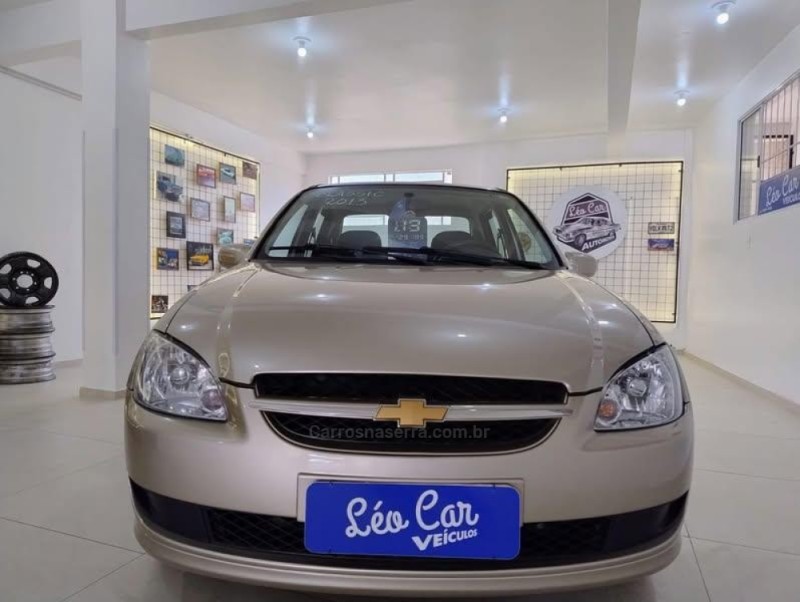 CLASSIC 1.0 MPFI LS 8V GASOLINA 4P MANUAL - 2013 - VACARIA