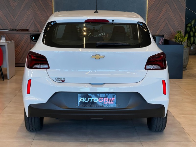 ONIX 1.0 12V FLEX 4P MANUAL - 2022 - CAMPO BOM