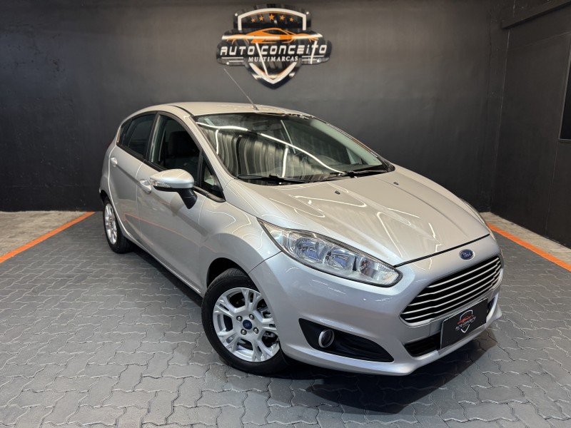 fiesta 1.6 se hatch 16v flex 4p automatico 2015 caxias do sul