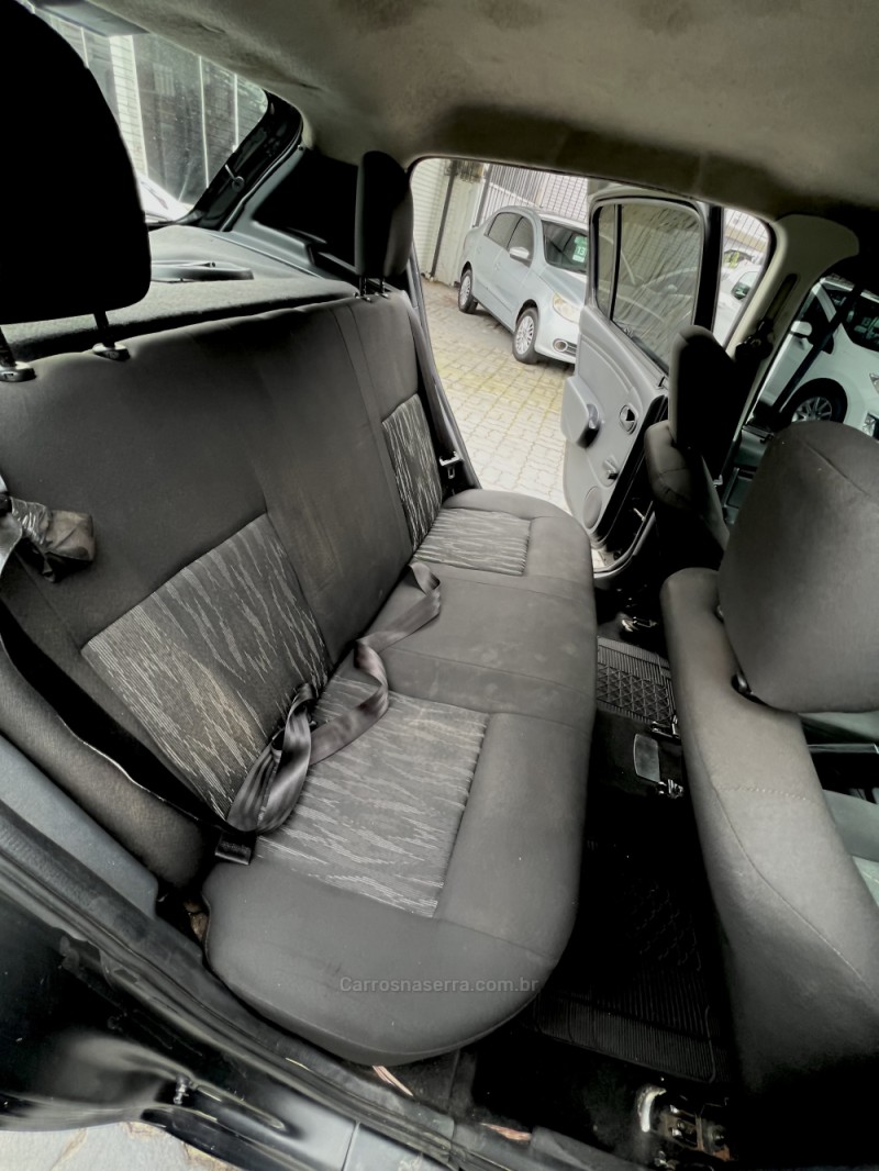 SANDERO 1.6 AUTHENTIQUE 8V FLEX 4P MANUAL - 2014 - CAXIAS DO SUL