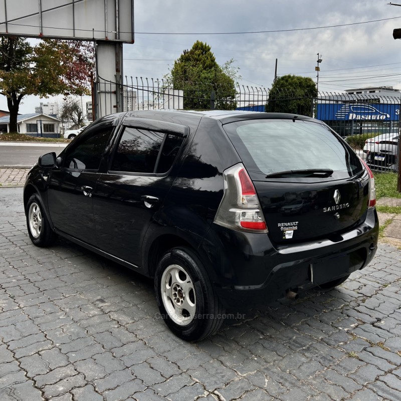 SANDERO 1.6 AUTHENTIQUE 8V FLEX 4P MANUAL - 2014 - CAXIAS DO SUL