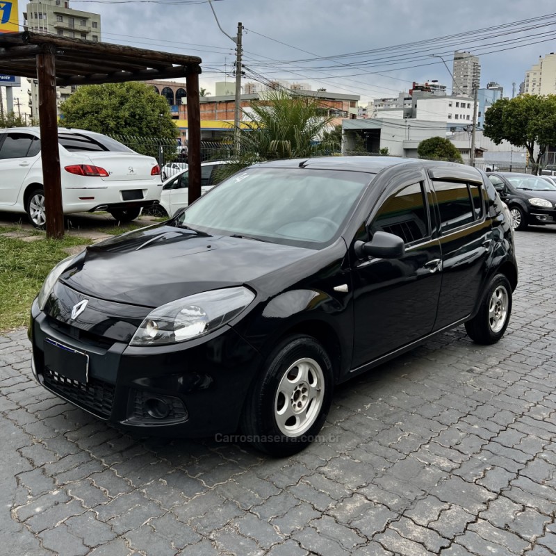 SANDERO 1.6 AUTHENTIQUE 8V FLEX 4P MANUAL - 2014 - CAXIAS DO SUL
