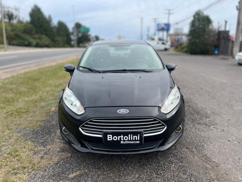 FIESTA 1.6 SE SEDAN 16V FLEX 4P MANUAL - 2014 - FARROUPILHA