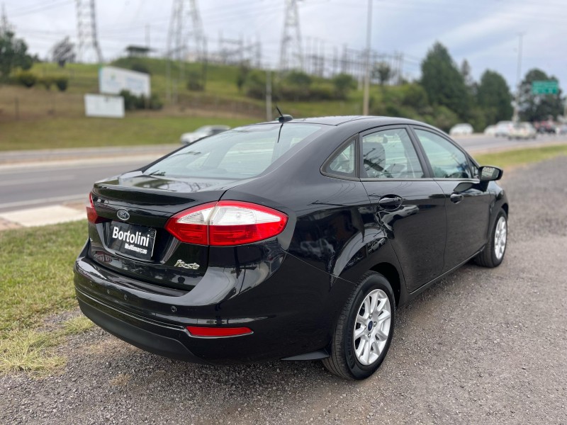 FIESTA 1.6 SE SEDAN 16V FLEX 4P MANUAL - 2014 - FARROUPILHA