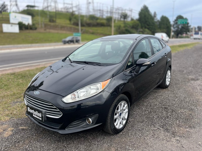 FIESTA 1.6 SE SEDAN 16V FLEX 4P MANUAL - 2014 - FARROUPILHA