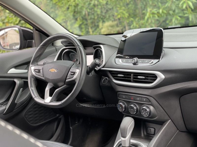 TRACKER 1.0 12V LT TURBO FLEX 4P AUTOMÁTICO - 2022 - FARROUPILHA