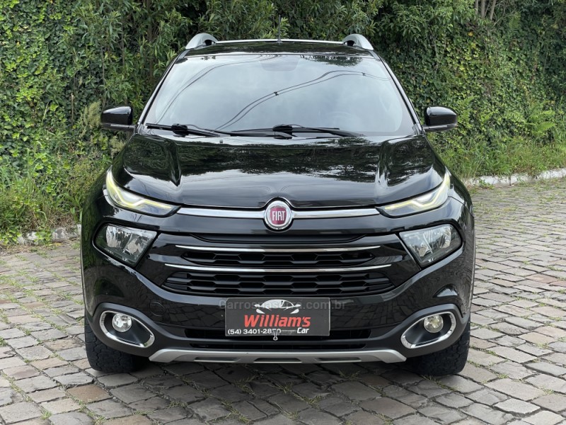 TORO 2.0 16V TURBO DIESEL VOLCANO 4WD AUTOMÁTICO - 2017 - FARROUPILHA