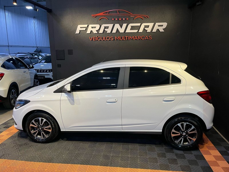 ONIX 1.4 MPFI LTZ 8V FLEX 4P MANUAL - 2015 - ANTôNIO PRADO