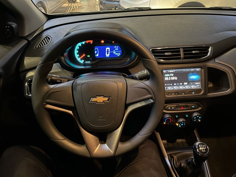 ONIX 1.4 MPFI LTZ 8V FLEX 4P MANUAL - 2015 - ANTôNIO PRADO