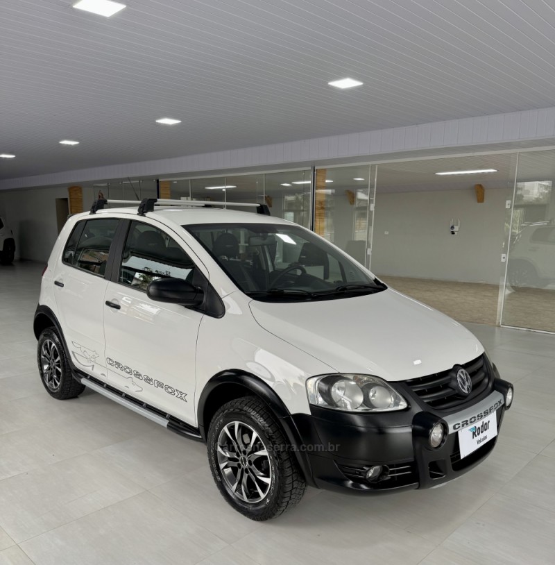 CROSSFOX 1.6 MI FLEX 8V 4P MANUAL - 2008 - VILA FLORES