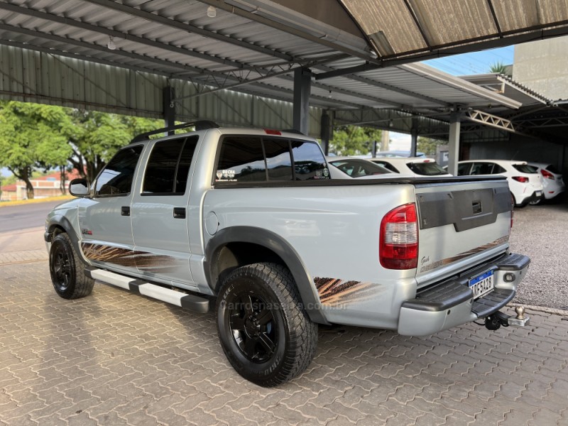 S10 2.8 RODEIO 4X4 CD 12V TURBO ELECTRONIC INTERCOOLER DIESEL 4P MANUAL - 2011 - BOM PRINCíPIO