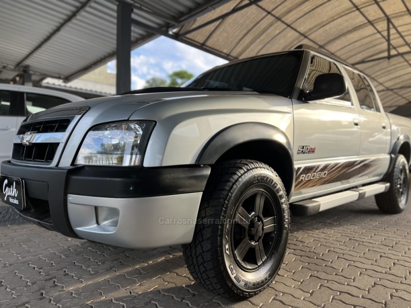 S10 2.8 RODEIO 4X4 CD 12V TURBO ELECTRONIC INTERCOOLER DIESEL 4P MANUAL - 2011 - BOM PRINCíPIO