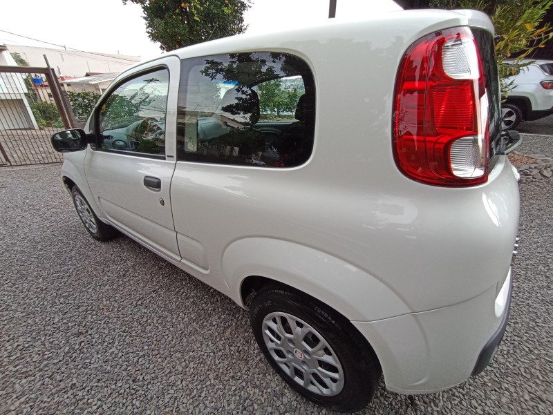 UNO 1.0 VIVACE 8V FLEX 2P MANUAL - 2013 - BENTO GONçALVES
