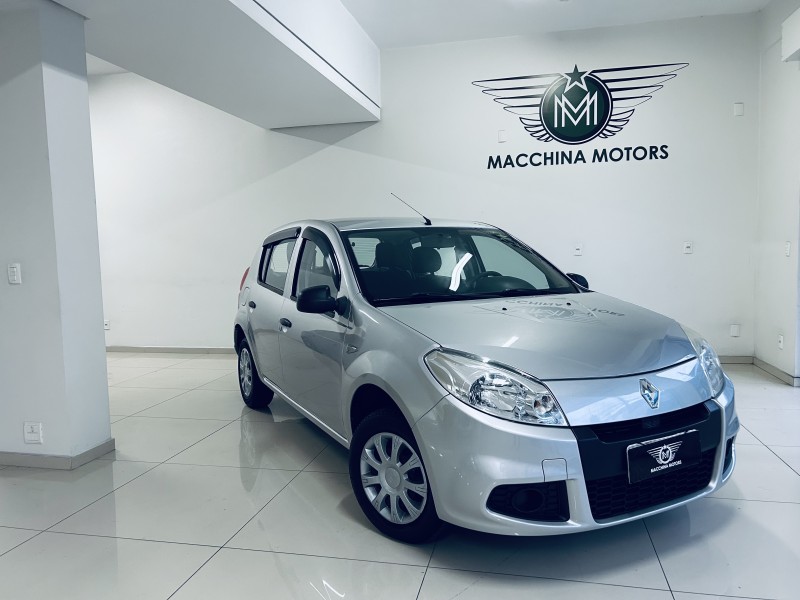sandero 1.0 authentique 16v flex 4p manual 2013 caxias do sul